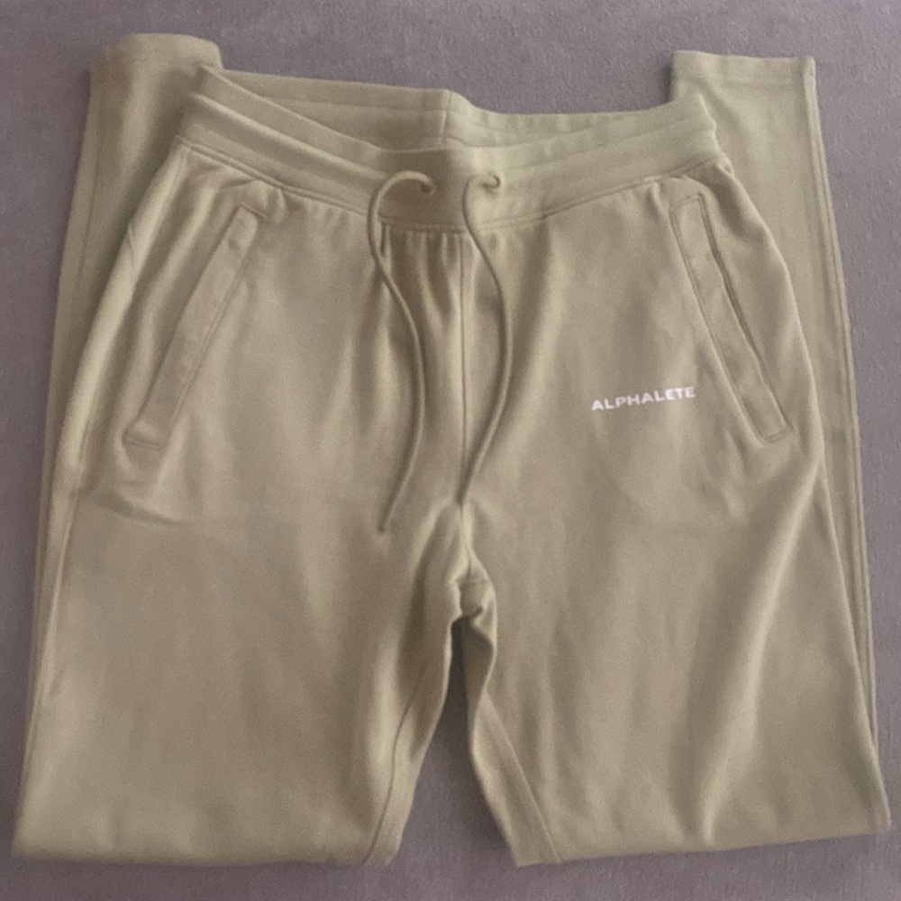 Alphalete Green Joggers High Waist Performance Fit - Picture 3 of 8